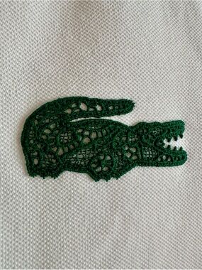 RARE Lacoste Boys White Cotton Thick Knit SS Shirt Size 32 (10) Embroidered Logo